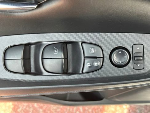 Used 2022 Nissan Sentra SV image 13
