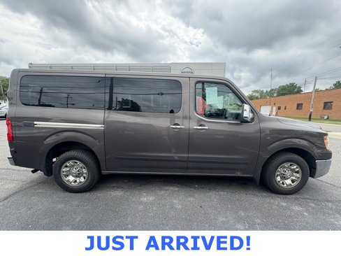 Used 2013 Nissan NV 3500 SV image 8