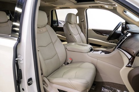 Used 2015 Cadillac Escalade Premium image 24