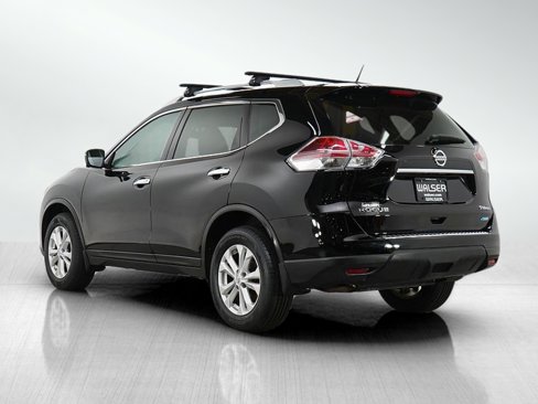 Used 2014 Nissan Rogue SV w/ SV Premium Package image 3