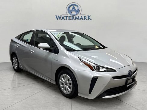 Used 2021 Toyota Prius L Eco image 7