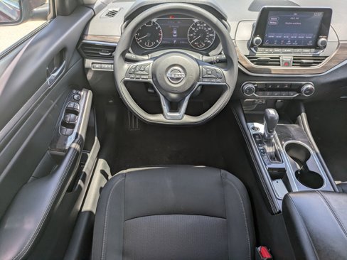 Used 2023 Nissan Altima 2.5 SV image 18