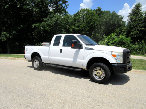 Used 2015 Ford F250 XL w/ Power Equipment Group image 3