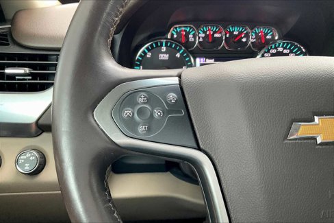 Used 2015 Chevrolet Suburban LT image 23