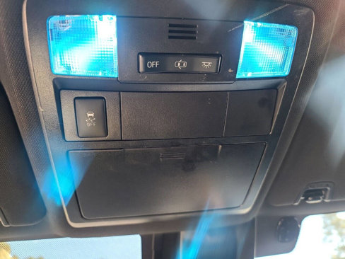 Used 2018 Toyota Tacoma TRD Sport image 20