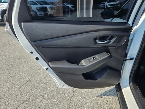 Used 2023 Honda Accord EX image 18
