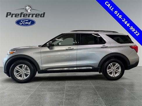 Used 2023 Ford Explorer XLT w/ Equipment Group 202A image 10