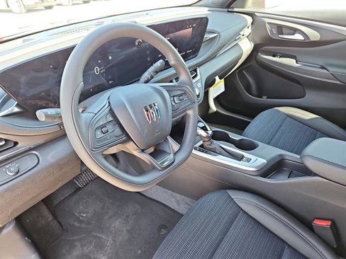 New 2025 Buick Envista Preferred image 36