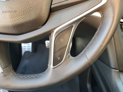 Used 2017 Cadillac XT5 Premium Luxury image 34