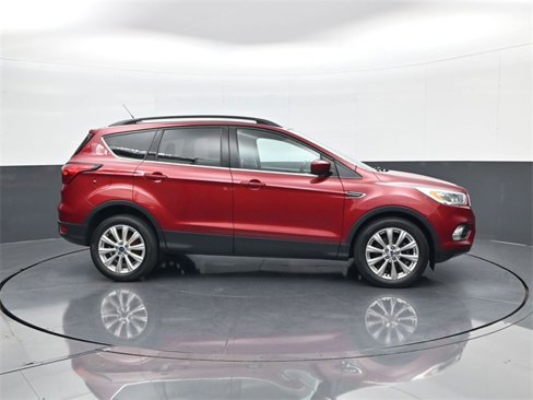 Used 2019 Ford Escape SEL image 4