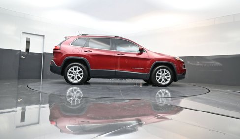 Used 2017 Jeep Cherokee Latitude w/ Safety/Convenience Group image 21