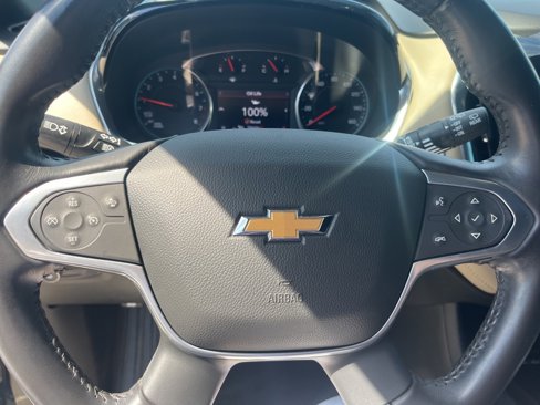 Used 2022 Chevrolet Traverse LT image 19