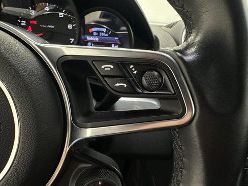 Used 2017 Porsche 718 Cayman image 19