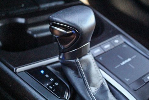Used 2022 Lexus UX 250h image 27