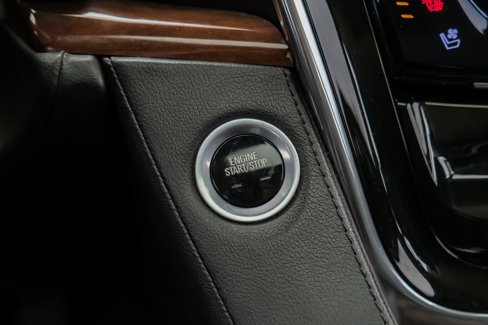 Used 2017 Cadillac Escalade ESV Luxury image 25