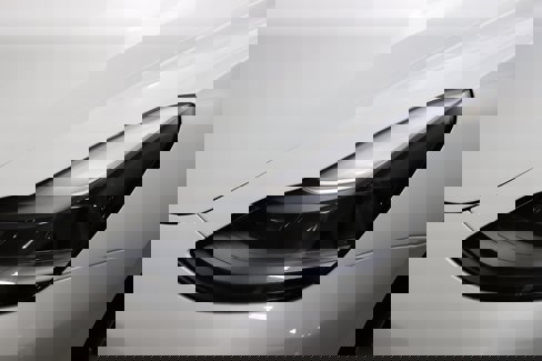 Used 2020 Tesla Model 3 Long Range image 4
