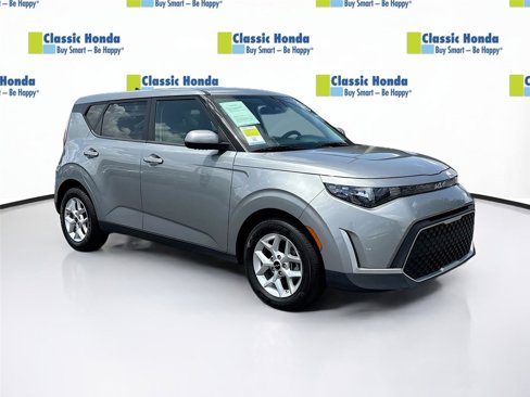 Used 2024 Kia Soul LX w/ Option Group 015 image 1
