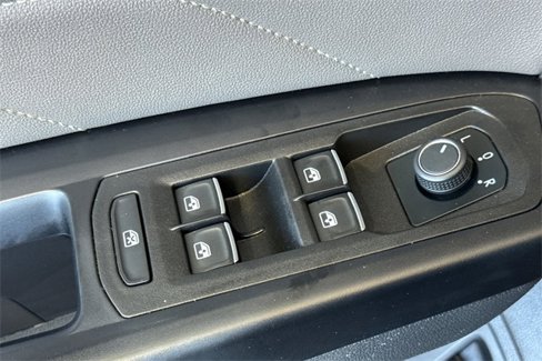 Used 2021 Volkswagen Atlas SE image 12