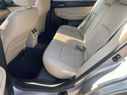 Used 2016 Subaru Legacy 2.5i Limited image 7