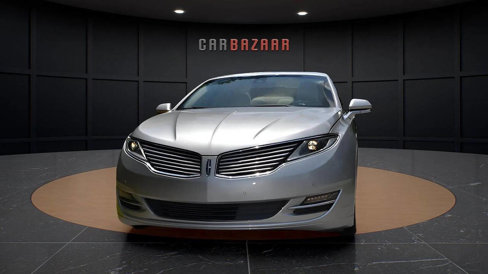 Used 2013 Lincoln MKZ image 3