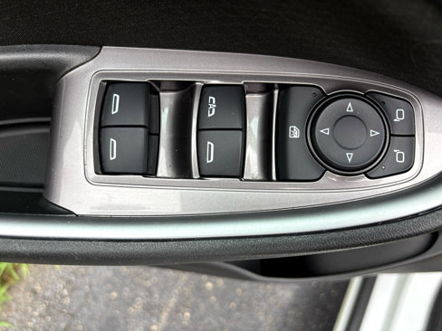 Used 2024 Chevrolet Malibu LT image 8
