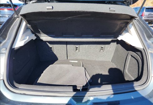 Used 2018 Chevrolet Cruze LT w/ Convenience Package image 11