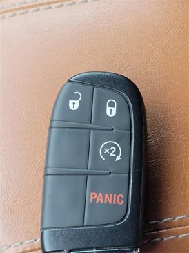 Used 2024 Jeep Compass Limited image 7