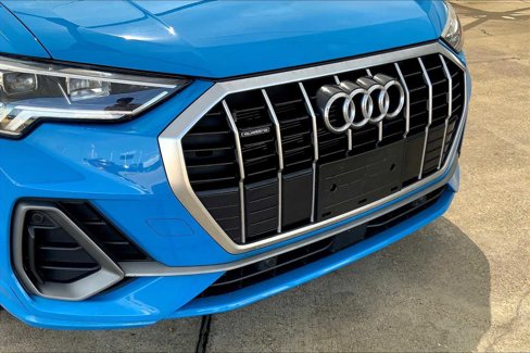 Used 2023 Audi Q3 2.0T Premium image 29