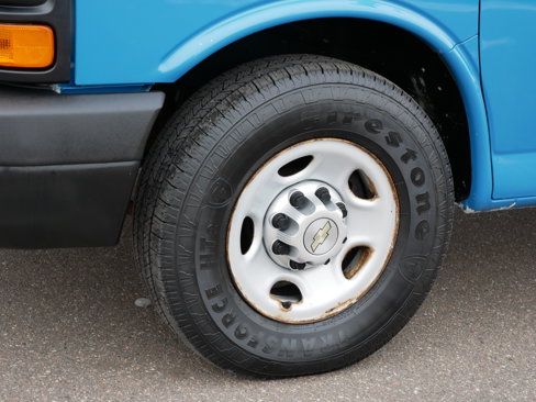 Used 2014 Chevrolet Express 3500 image 9