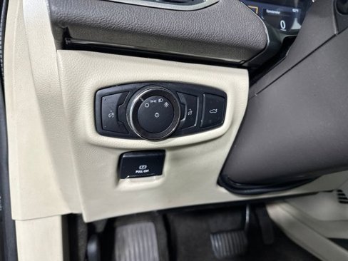 Used 2017 Lincoln MKZ Premiere image 19