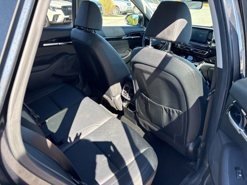 Certified 2021 Kia Seltos EX image 23