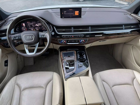 Used 2017 Audi Q7 3.0T Premium Plus w/ Premium Plus Package image 16