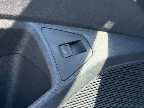 New 2025 Volkswagen Jetta Sport image 15