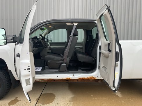 Used 2013 Chevrolet Silverado 2500 W/T image 11