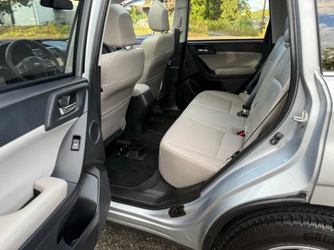 Used 2014 Subaru Forester 2.5i Touring image 22