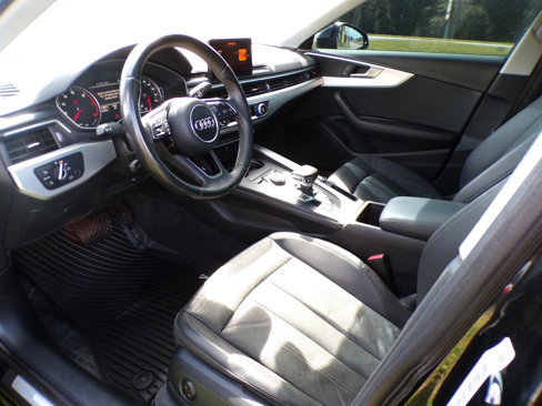 Used 2017 Audi A4 2.0T Premium image 30