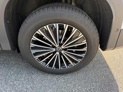 New 2025 Volkswagen Tiguan S image 22