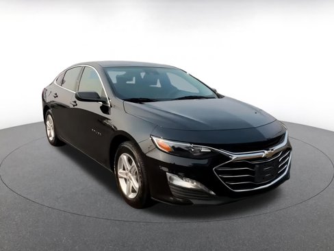 Used 2023 Chevrolet Malibu LT image 3