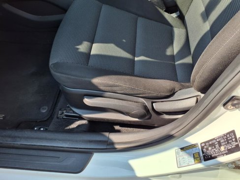 Used 2018 Kia Forte LX image 8
