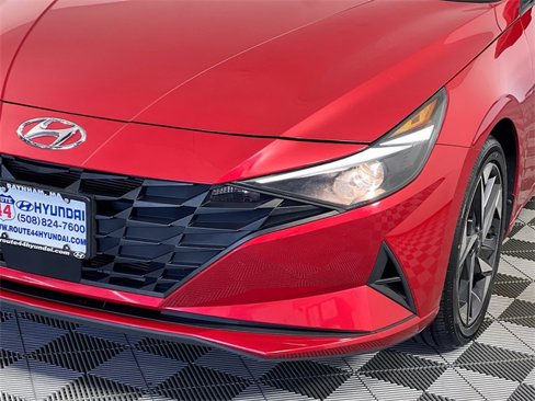 Used 2023 Hyundai Elantra SEL w/ Convenience Package image 10