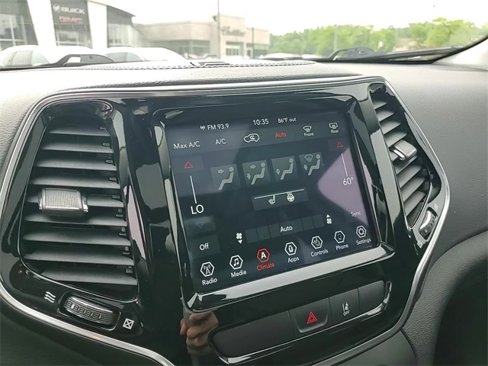 Used 2022 Jeep Cherokee Limited image 18