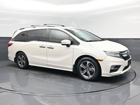 Used 2018 Honda Odyssey Touring image 1