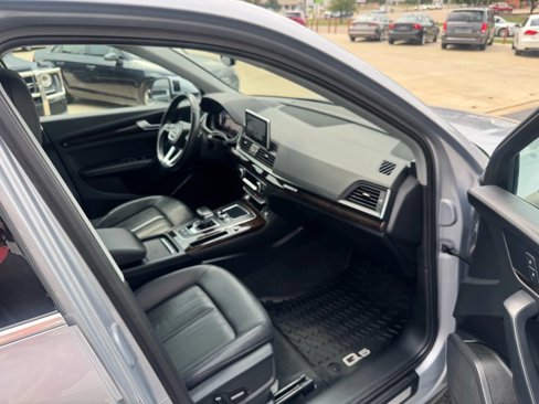 Used 2019 Audi Q5 2.0T Premium Plus image 23