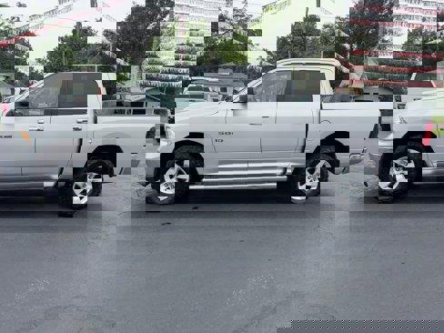 Used 2017 RAM 1500 Classic SLT w/ Protection Group image 4
