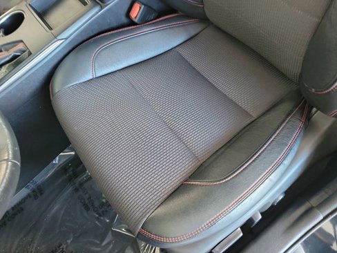 Used 2017 Toyota Camry SE image 11