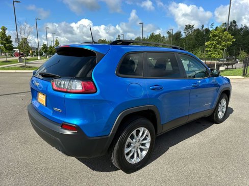 Used 2022 Jeep Cherokee Latitude Lux image 4