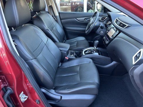 Used 2016 Nissan Rogue SL w/ SL Premium Package image 12