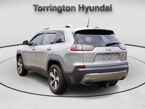 Used 2019 Jeep Cherokee Limited image 5