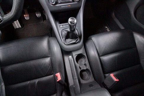 Used 2013 Volkswagen Golf R 4-Door image 16