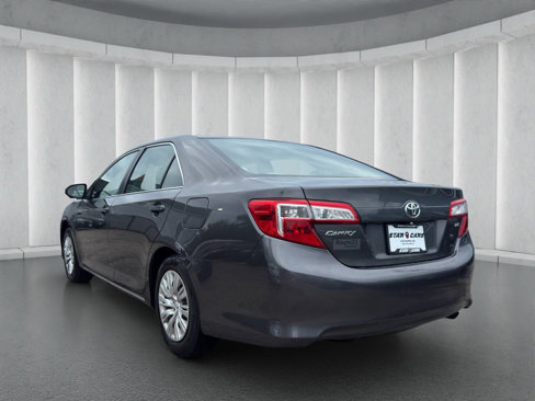 Used 2012 Toyota Camry LE image 3